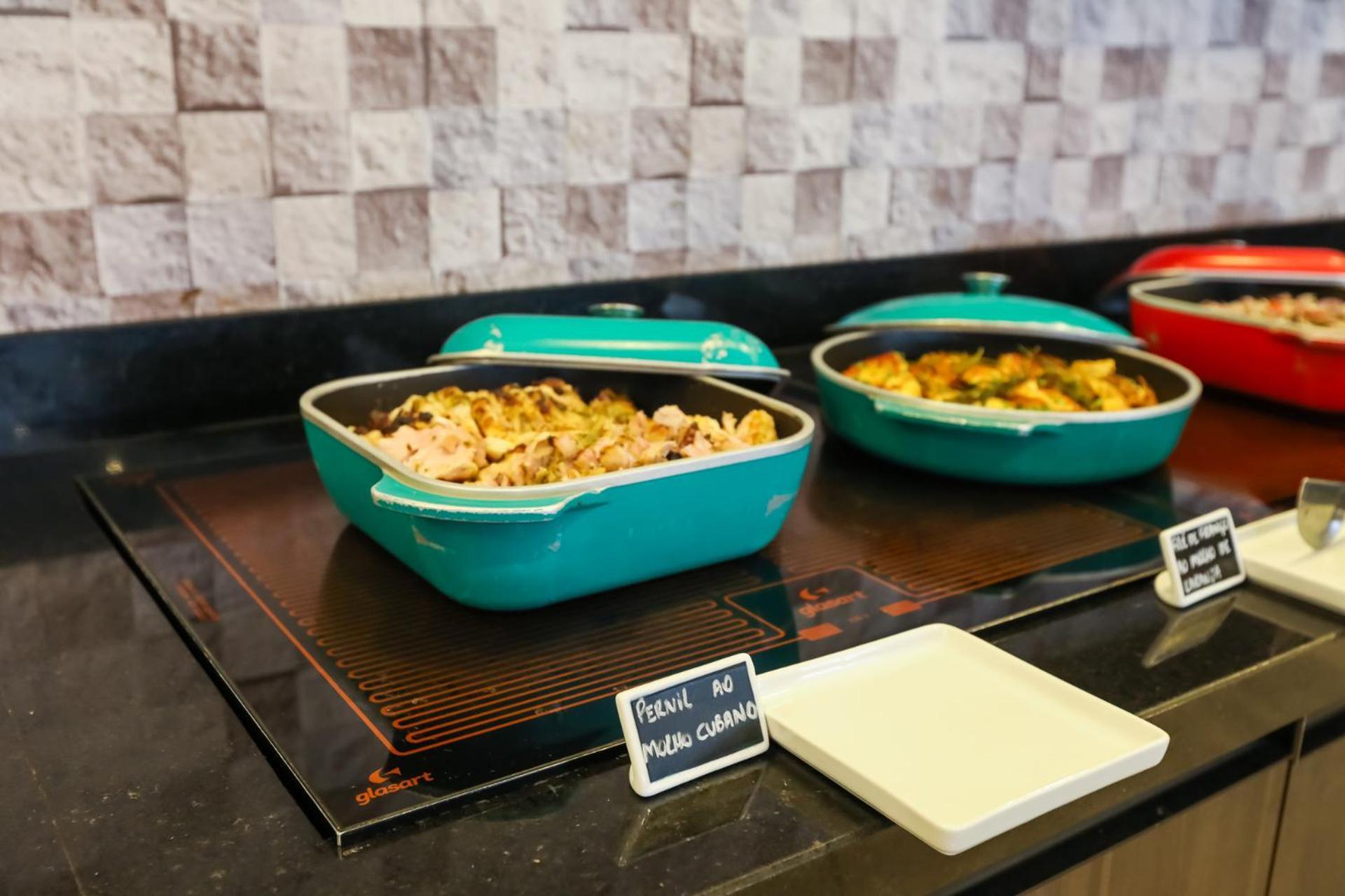 Tryp By Wyndham Ribeirao Preto Hotel Bagian luar foto A hot plate